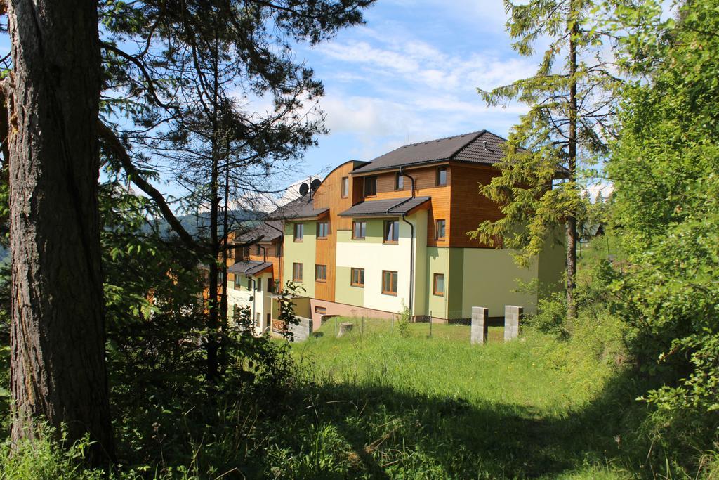 Pine Wood Apartment Vysne Ruzbachy Bagian luar foto