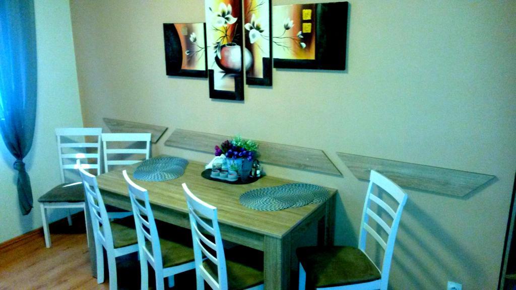 Pine Wood Apartment Vysne Ruzbachy Bagian luar foto